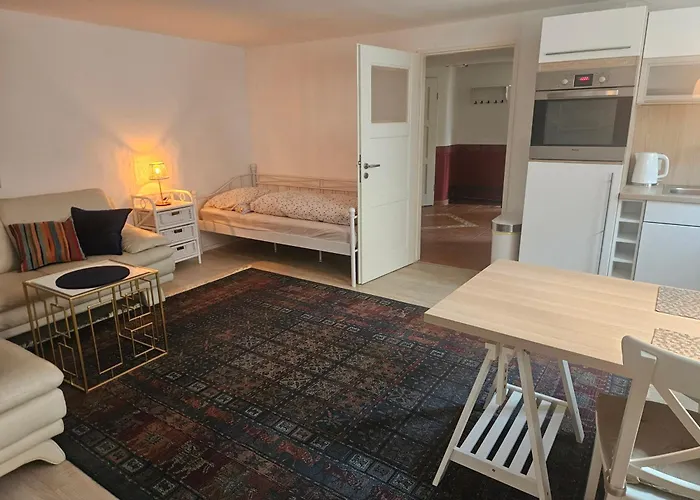 2 Zimmer-einliegerwohnung Am Flughafen Schoenefeld דירה *